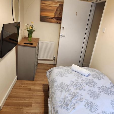 Large 5 Bed Town-Centre Home Close To The Beach, Sleeps 9 Aberystwyth Exterior photo